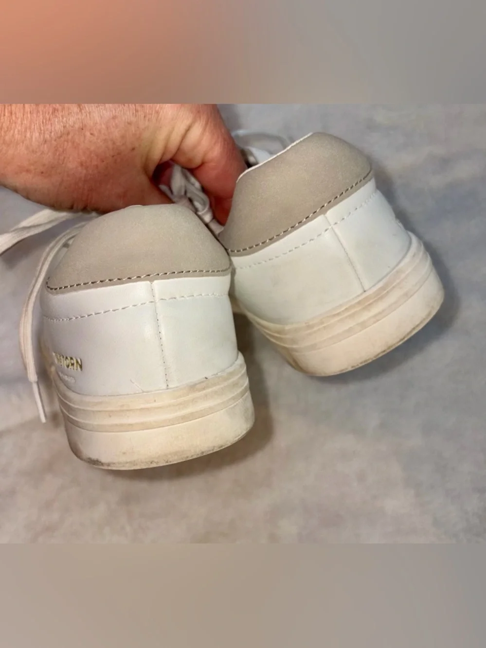 Tretorn Leather Sneakers sz 8 - Picture 3 of 9